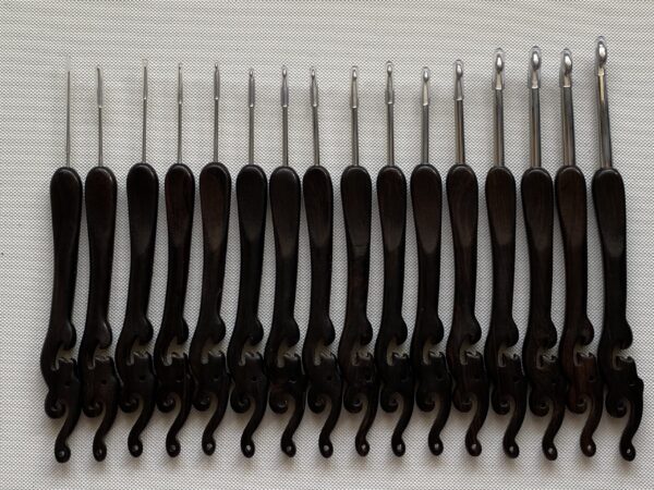 Luxury Handmade Crochet Hook Gift Set – Stainless Steel & Sandalwood, Traditional Chinese Style Craftsmanship